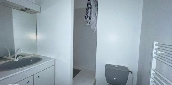 Location Appartement 1 pièce 23m² POITIERS 86000 - Photo 3