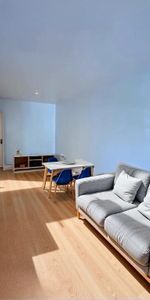 6 1/2 rdc lumineux tout rénové - Photo 3