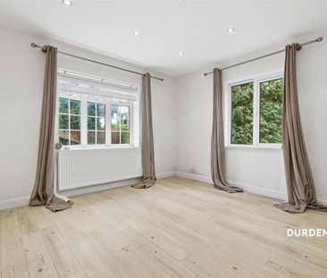 Graylands, Theydon Bois - Photo 1