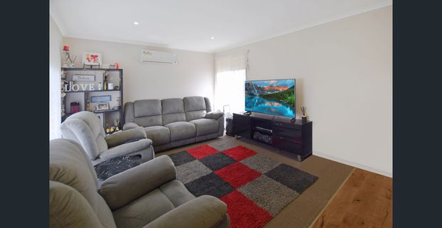 Neat Family Home - Photo 1