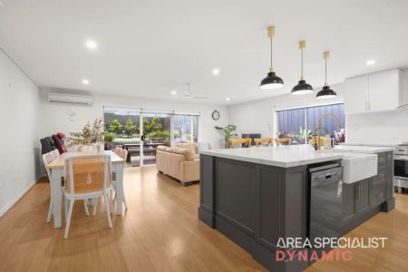 “Beautifully Renovated, Spacious & Immaculately Presented!” - Photo 5