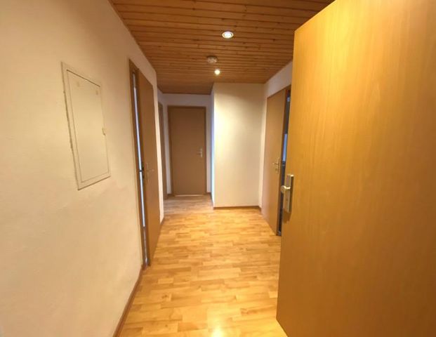 Stark! 3 Raum Wohnung mit neuer EBK! - Foto 1