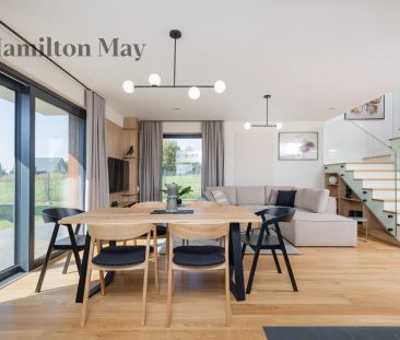 Nowoczesny, pięknie urządzony dom z trzema sypialniami w Bibicach - Zdjęcie 6