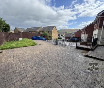 4 bedroom detached house to rent - Photo 1