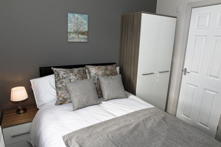 Room 3, Nelson Street, Crewe, CW2 - Photo 3