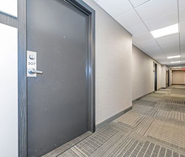 For Lease - 1940 Ironstone Drive Unit# 307, Burlington, Ontario - Photo 4