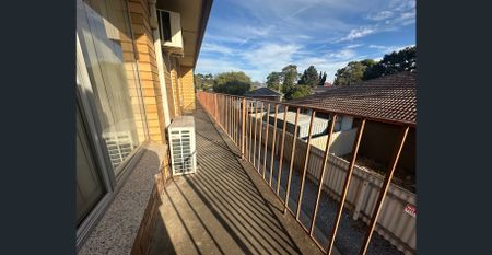 Neat Unit Close to Transport - Photo 3