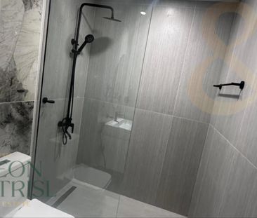 Brand New | Just Handed Over | Fully Furnished - Photo 3