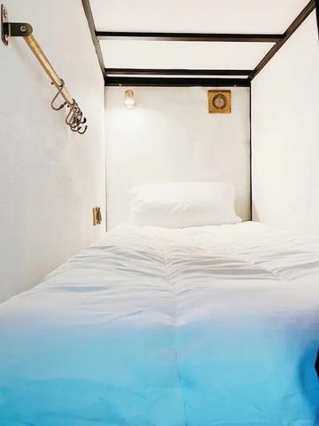 Carrer del Bisbe Jaime Pérez, Valencia, Valencian Community 46006 - Photo 2