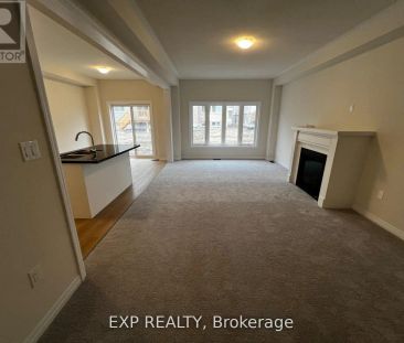 162 FLOOD AVENUE - Photo 2