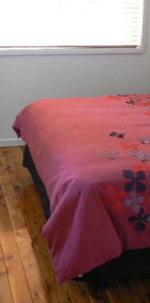 Furnished unit in the heart of town - Photo 1