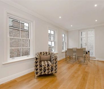 3 bedroom flat in Islington - Photo 2