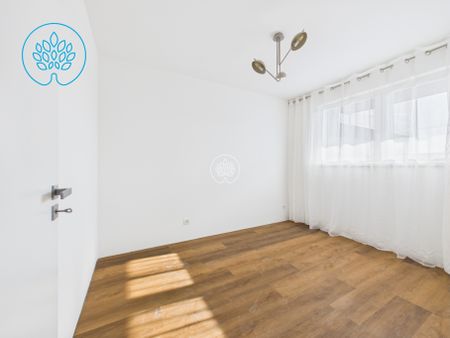 Nowoczesne mieszkanie w nowym bloku - Zdjęcie 4