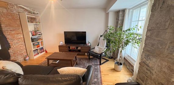 Appartement 4 1/2 à louer à partir août 2026 dans le Vieux-Québec - Photo 2