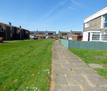 2 bed flat to rent in Coventry Way, Jarrow, NE32 - Photo 2
