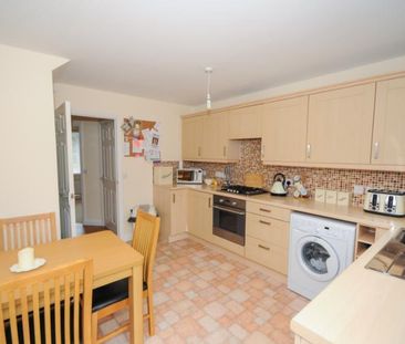 Robins Crescent, Witham St Hughs, LN6..., Lincoln - Photo 4