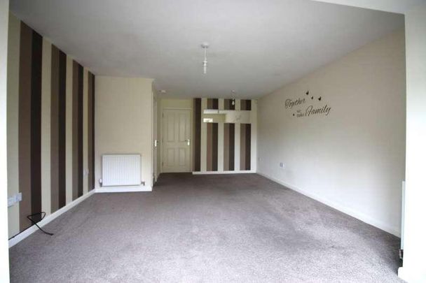 Kyngston Road, West Bromwich, B71 - Photo 1