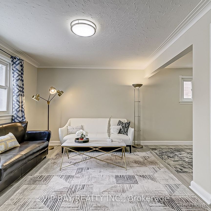 For Lease - 52 Athabaska Avenue, Toronto, Ontario - Photo 1