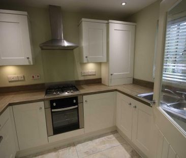 2 bedroom semi-detached house to rent - Photo 3