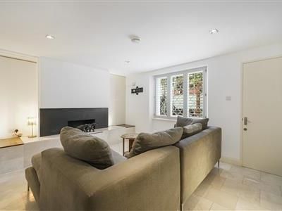 Pelham Street, SW7 - Photo 1