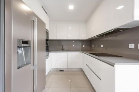 3 Bedroom House with parking, Atiba, Cascais - Photo 3