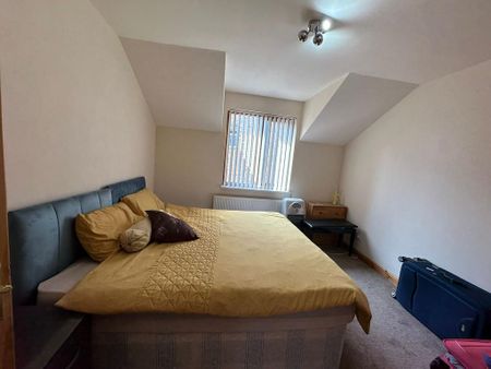 5 bedroom detached house to rent - Photo 4