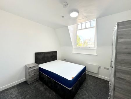 Castle Edge, Nottingham, NG7 - Photo 3