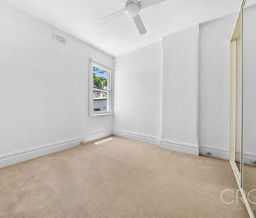 Charming 4-Bedroom Terrace Home In Ideal Location - Photo 3