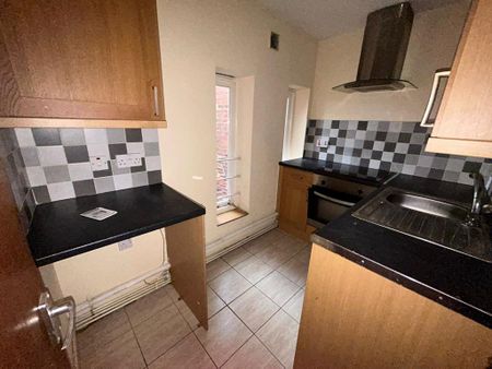 1 bedroom flat to rent - Photo 3