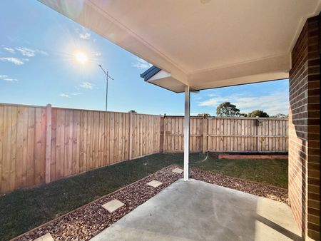 Family Friendly Home with Room to Play - Photo 2