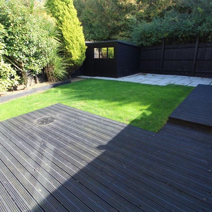 3 bedroom semi-detached house to rent - Photo 1