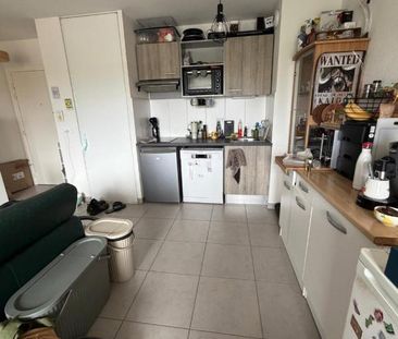Location Appartement 2 pièces 44m² LE TAILLAN MEDOC 33320 - Photo 1
