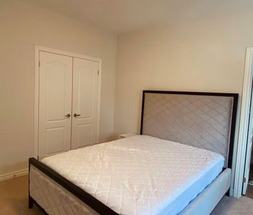 For Lease - 123 Mitchell Place, Newmarket, Ontario - Photo 6