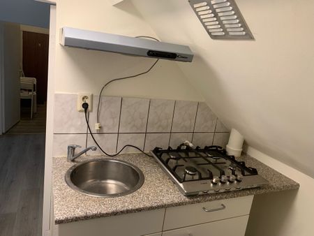 Per direct beschikbaar in het centrum van Roosendaal: een 2-kamer appartement - Foto 5