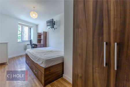 6 bedroom apartment to rent - Photo 4