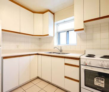 For Lease - 2666 Lake Shore Boulevard Unit# 103, Toronto, Ontario - Photo 5