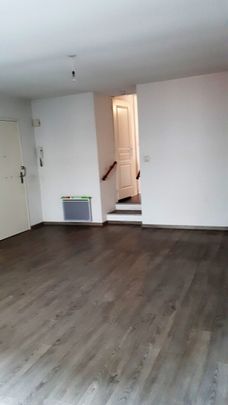 Appartement À Louer 1 Pièce , 37 M² - Photo 1