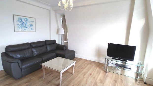 2 bedroom flat to rent - Photo 1