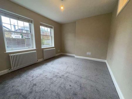 Stokelake Road, Harrogate, North Yorkshire, HG1 - Photo 3