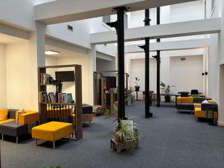 1 bedroom private hall to rent - Photo 3