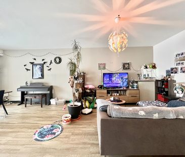 2 slaapkamer appartement in het centrum van Wommelgem. - Photo 1