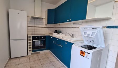 Appartement 4 pièces 68m2 REIMS 1 459 euros - Photo 4