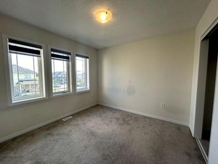 For Lease - 8749 SOURGUM Avenue, Niagara Falls, Ontario - Photo 4