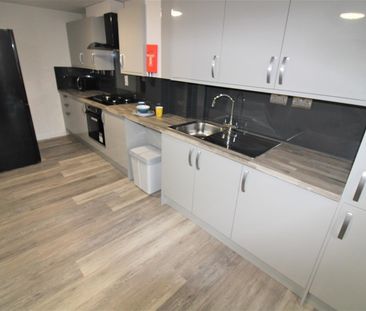Brayford Court - Studio Room - AVAILABLE NOW - Photo 3