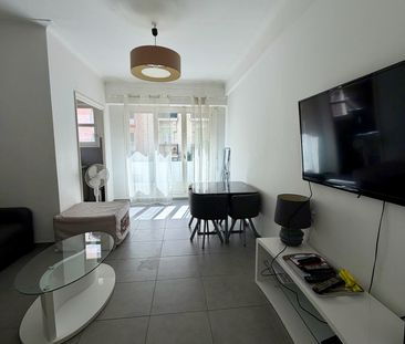 Location Appartement 1 pièce 24m² NICE 06000 - Photo 2