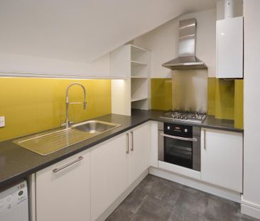 2 bedroom maisonette to rent - Photo 6