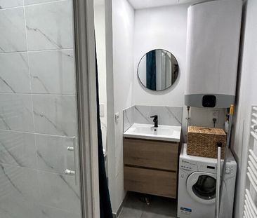 Location Appartement 1 pièce 23m² - Photo 4