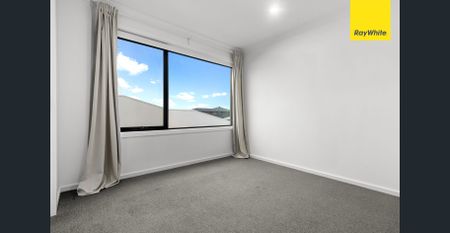 Elegance Meets Convenience - Photo 5