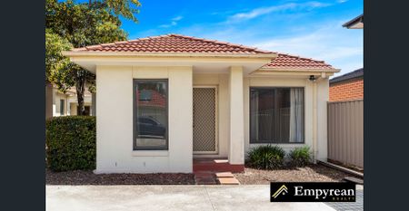 Conveniently Positioned Close to 2 Shopping Centres, Eateries & Transport - Photo 2