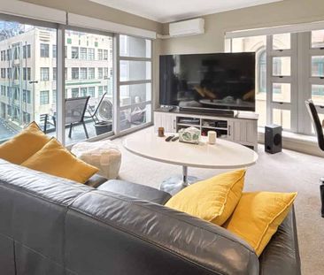 FULLY FURNISHED BELLAGIO APARTMENT! - Photo 1